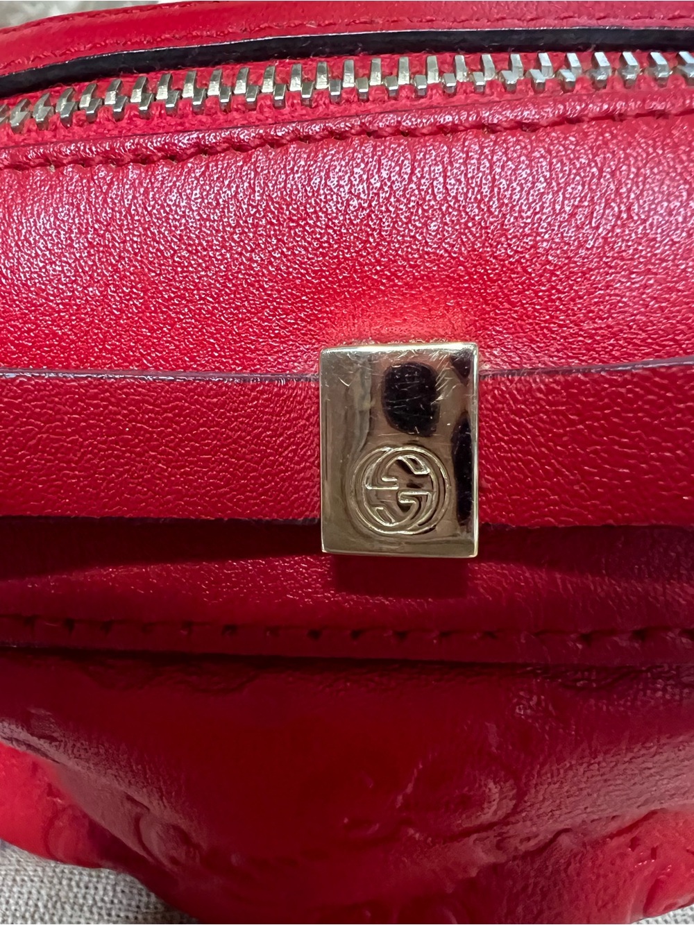 Gucci Guccissima Red Leather Bow Cosmetic Pouch 282642 - Picture 3 of 11